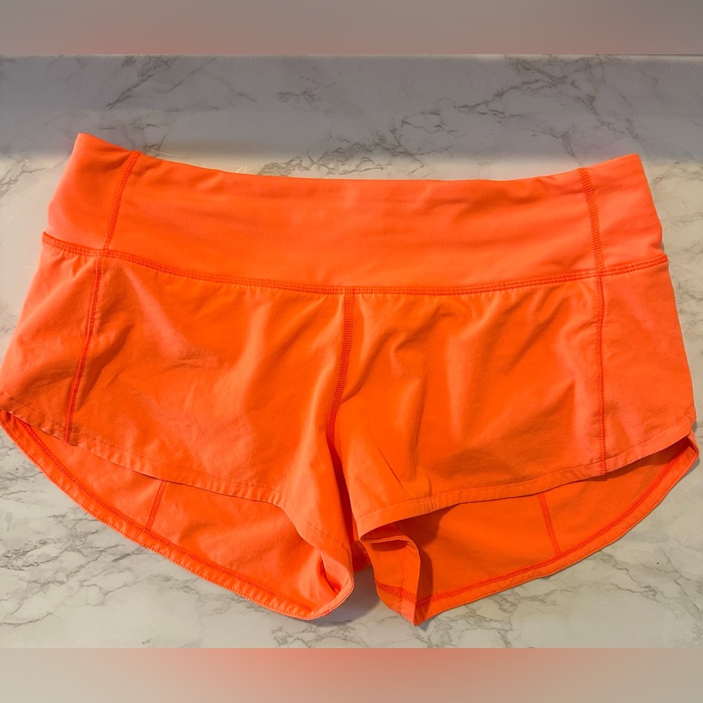 Lululemon speed up  2.5” low rise shorts